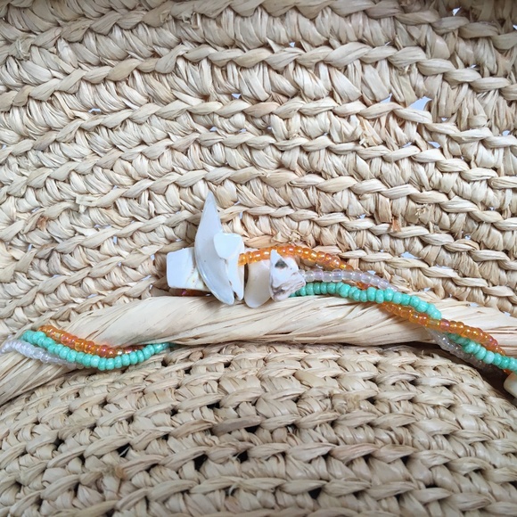 SCALA Wide Brim Straw Sun Hat with Broken Shells Twisted on Band One Size - Picture 8 of 8